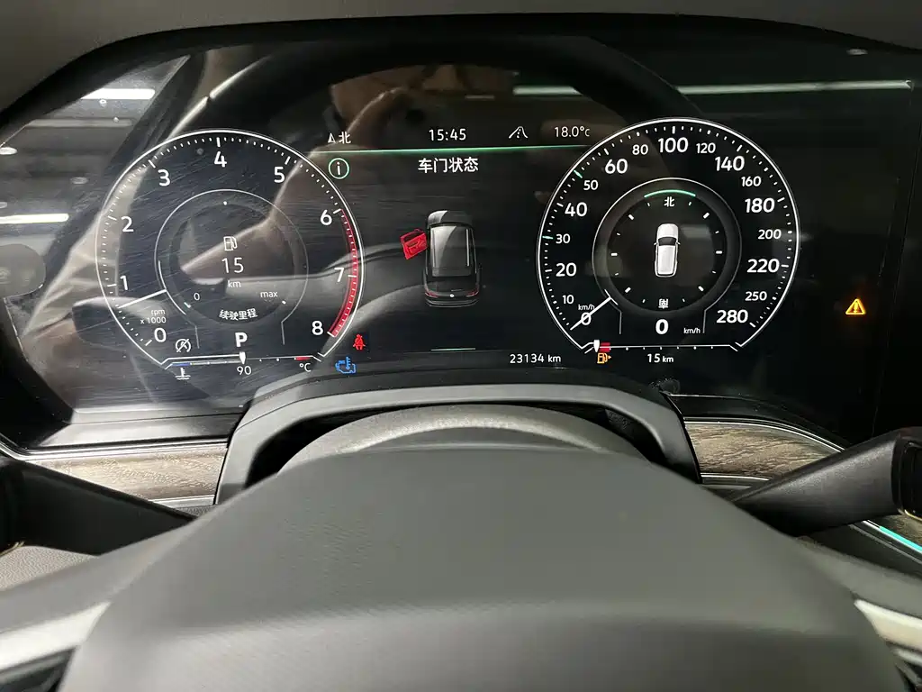 Volkswagen Touareg 2023 3.0TSI R-Line Black Sport Package 2023 - thumbnail 8