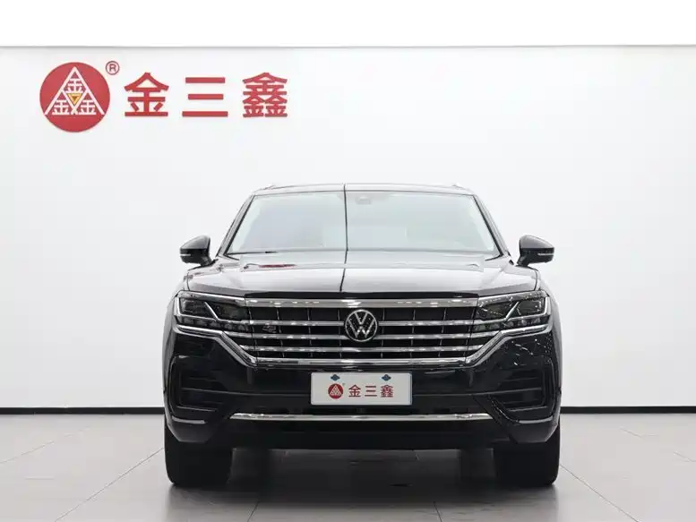 Volkswagen Touareg 2023 3.0TSI R-Line Sport Package 2024 - thumbnail 5