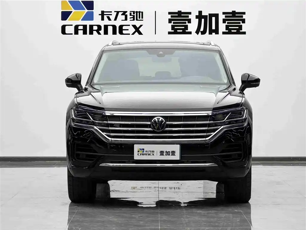 Volkswagen Touareg 2023 3.0TSI Rui Xiang Edition Classic Sport Package 2025 - thumbnail 2