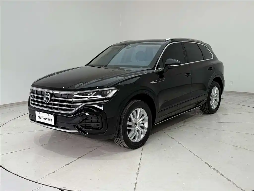 Volkswagen Touareg 2023 2.0TSI R-Line 2024 - thumbnail 5