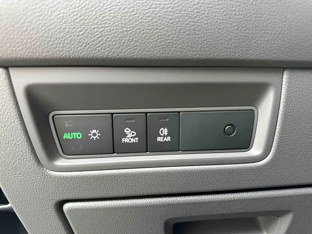 Volkswagen Touareg 2023 2.0TSI R-Line 2022 - thumbnail 11