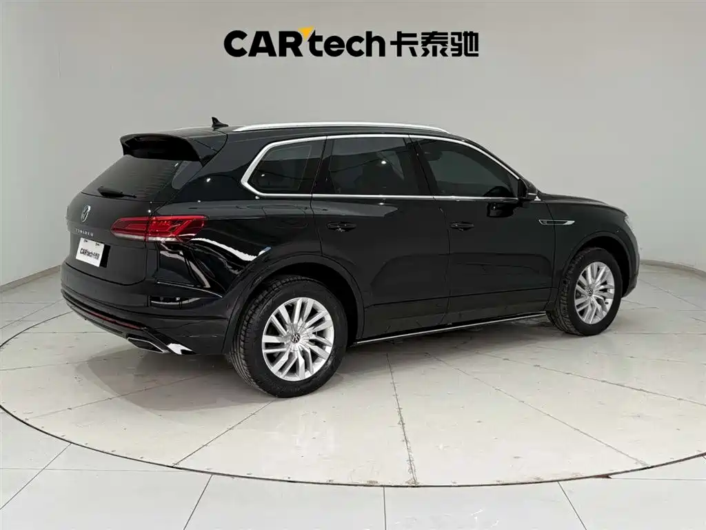 Volkswagen Touareg 2023 2.0TSI R-Line 2024 - thumbnail 11