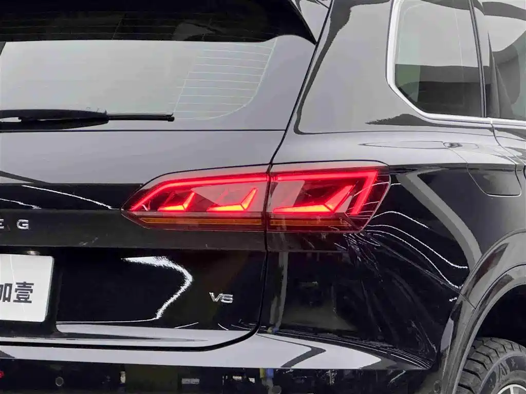 Volkswagen Touareg 2023 3.0TSI Rui Xiang Edition Classic Sport Package 2025 - thumbnail 20
