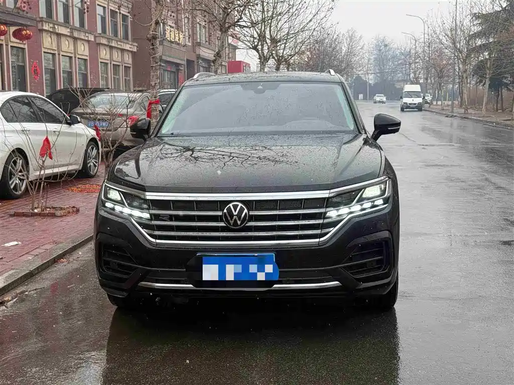 Volkswagen Touareg 2023 3.0TSI Rui Xiang Edition Classic Sport Package 2025 - thumbnail 22