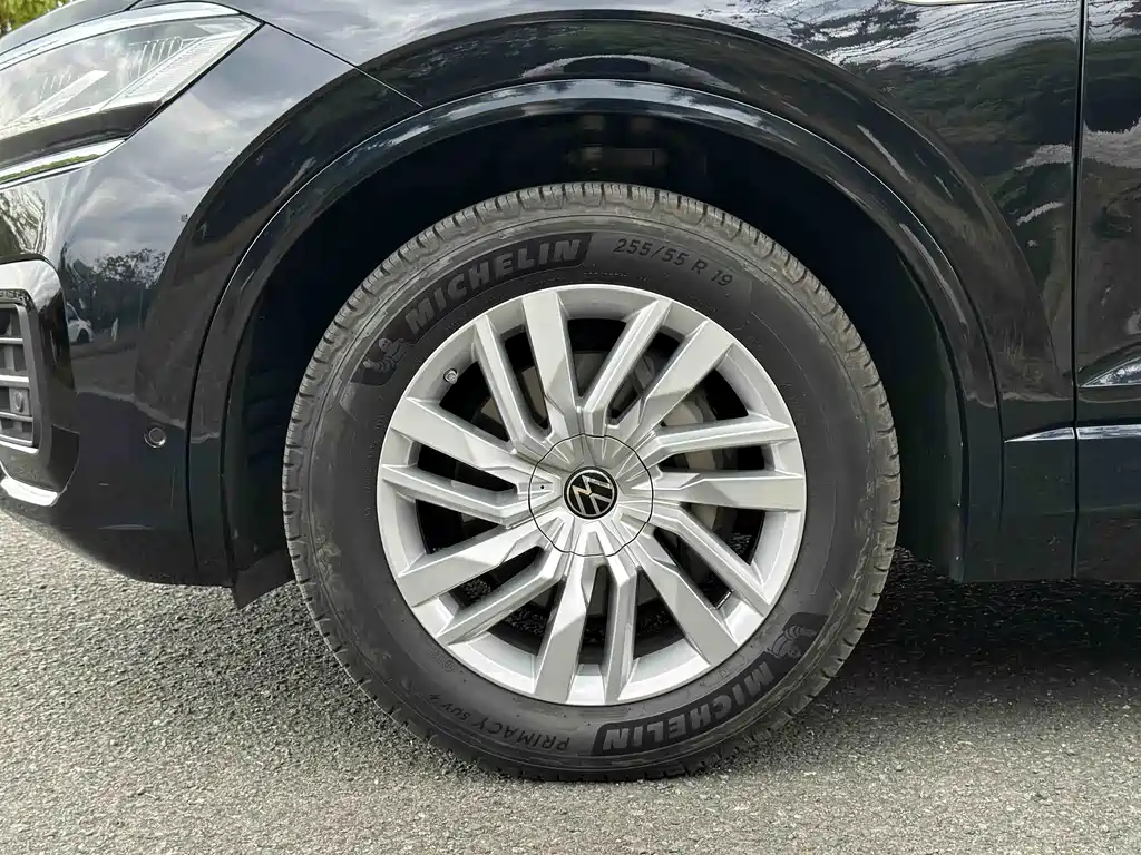 Volkswagen Touareg 2023 2.0TSI R-Line 2022 - thumbnail 21