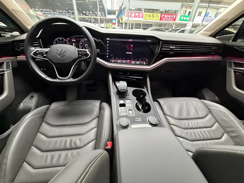 Volkswagen Touareg 2023 2.0TSI R-Line 2024 - thumbnail 29