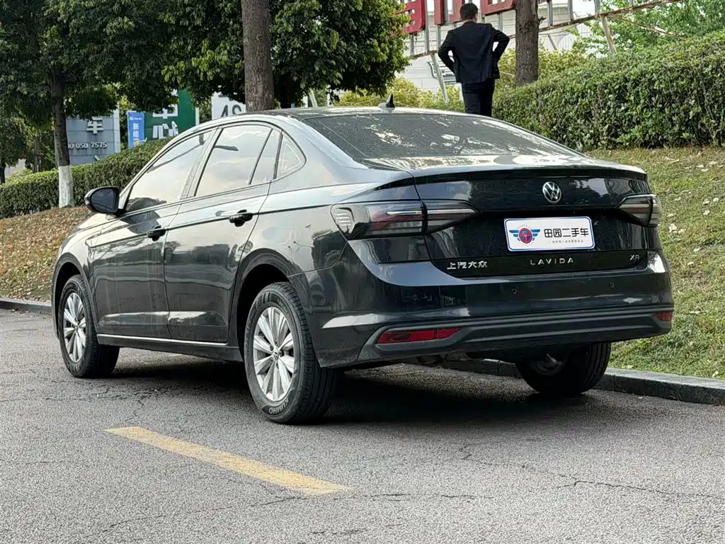 Volkswagen Lavida 2023 New锐 1.5L Automatic New逸 Edition 2023 - thumbnail 4