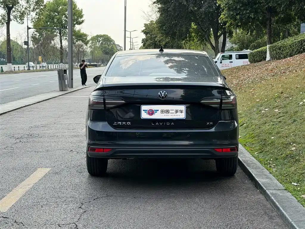 Volkswagen Lavida 2023 New锐 1.5L Automatic New逸 Edition 2023 - thumbnail 5