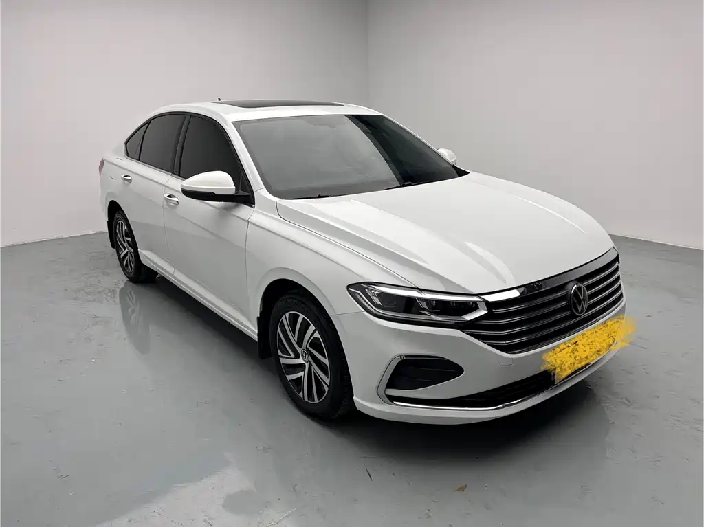 Volkswagen Lavida 2023 1.5L Automatic Five Million Edition 2023 - thumbnail 3