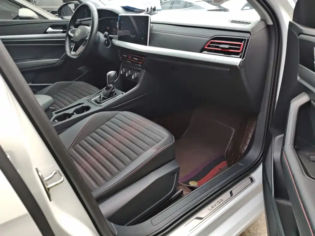 Volkswagen Lavida 2023 280TSI DSG Starry Sky Full Edition 2023 - thumbnail 10