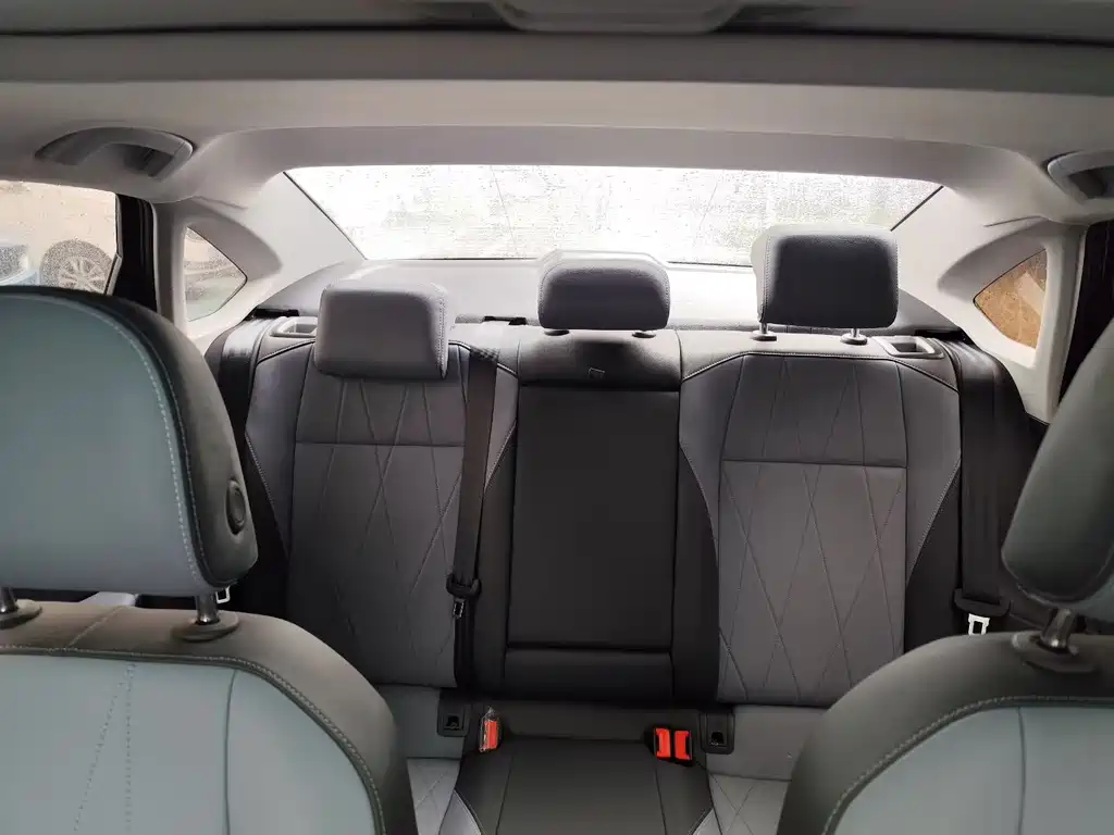 Volkswagen Lavida 2026 1.5L Automatic Starry Sky Five Million Edition 2025 - thumbnail 7