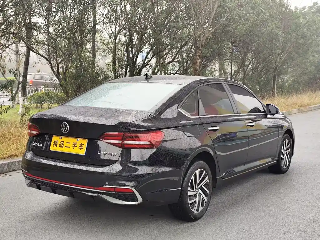Volkswagen Lavida 2026 1.5L Automatic Starry Sky Five Million Edition 2025 - thumbnail 9