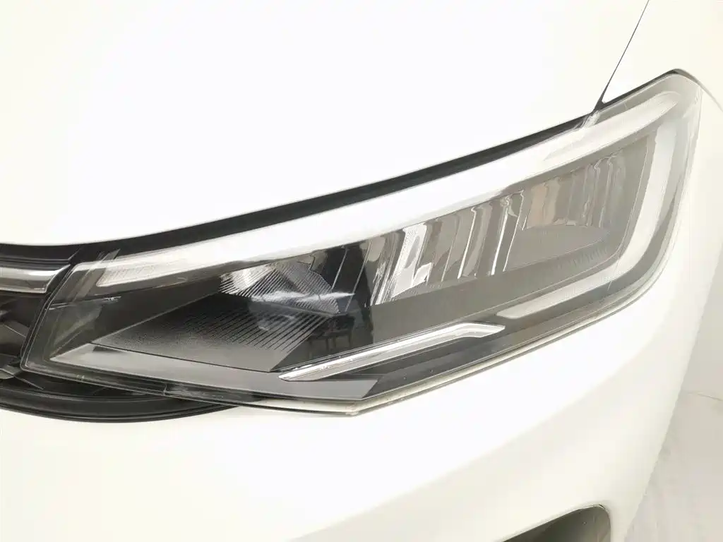 Volkswagen Lavida 2023 New锐 1.5L Automatic Outstanding New逸 Edition 2024 - thumbnail 7