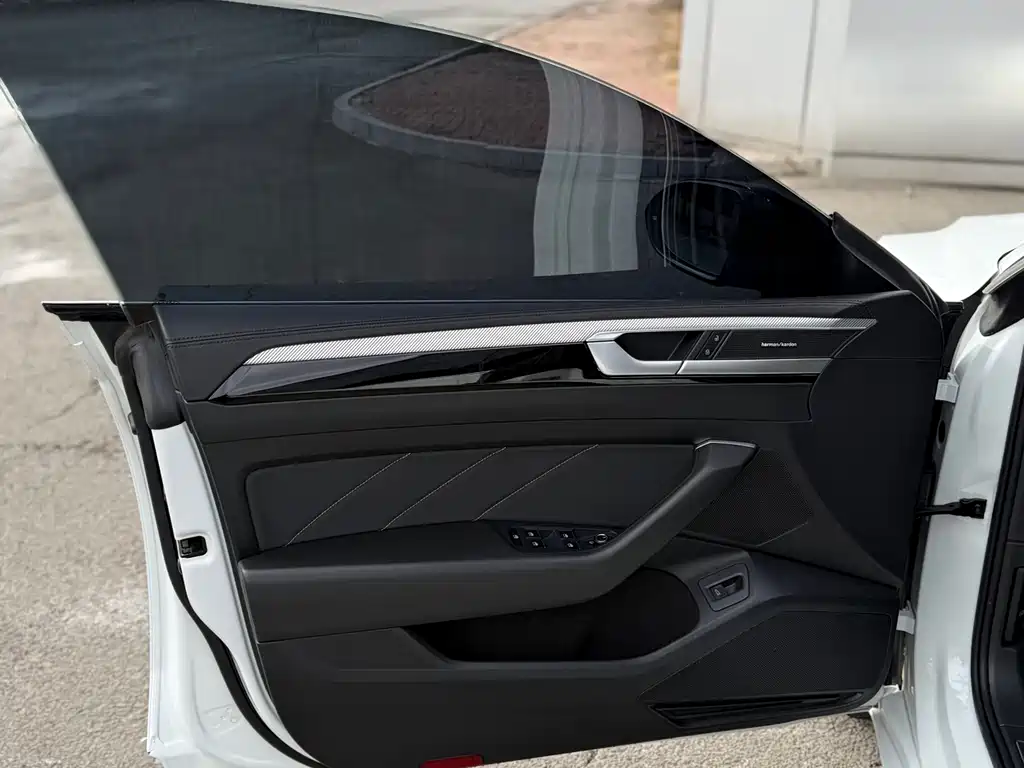 Volkswagen Faw-Volkswagen CC 2023 380TSI Dazzling Edition 2022 - thumbnail 10