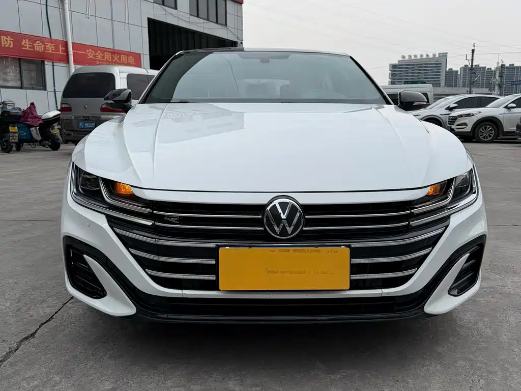 Volkswagen Faw-Volkswagen CC 2023 330TSI Dazzling Edition 2022 - thumbnail 2