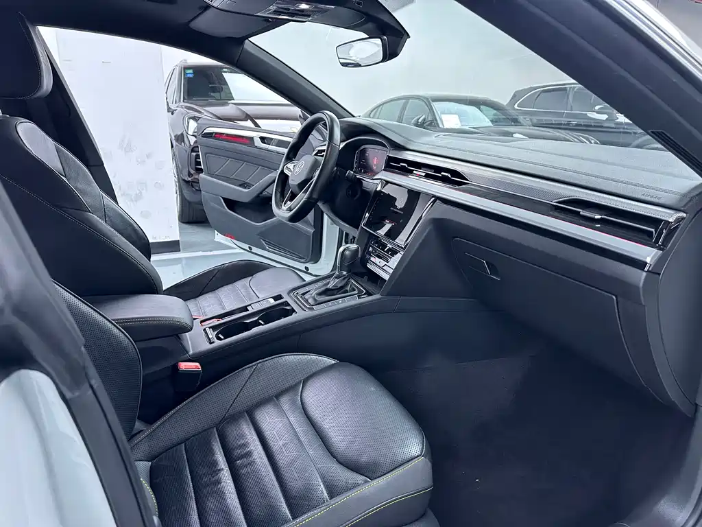 Volkswagen Faw-Volkswagen CC 2023 380TSI Dazzling Edition 2023 - thumbnail 17