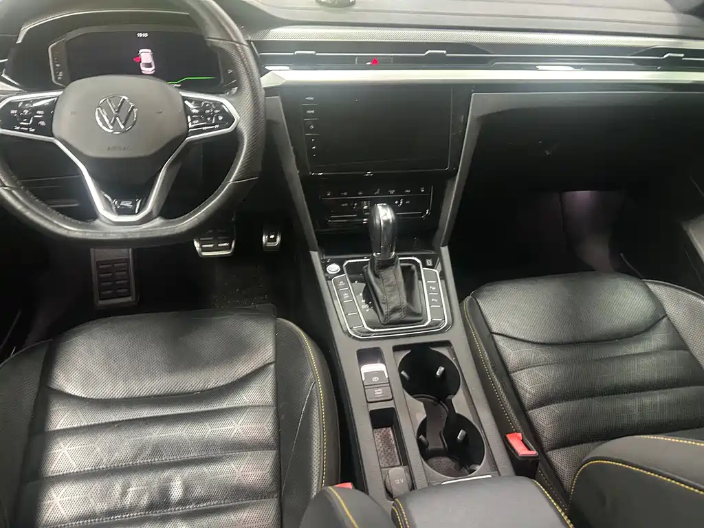 Volkswagen Faw-Volkswagen CC 2023 380TSI Dusm Edition 2023 - thumbnail 12
