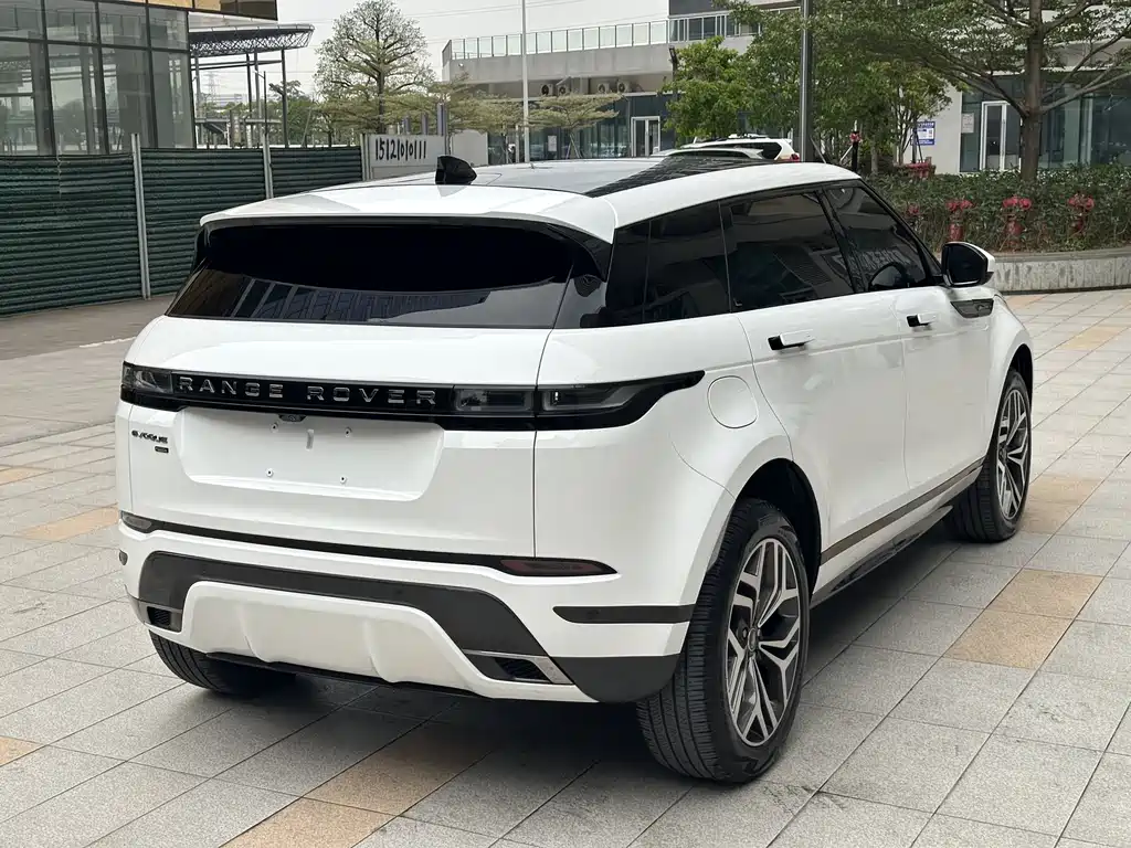 Land Rover Range Rover Evoque L P300e PHEV 2022 - thumbnail 8