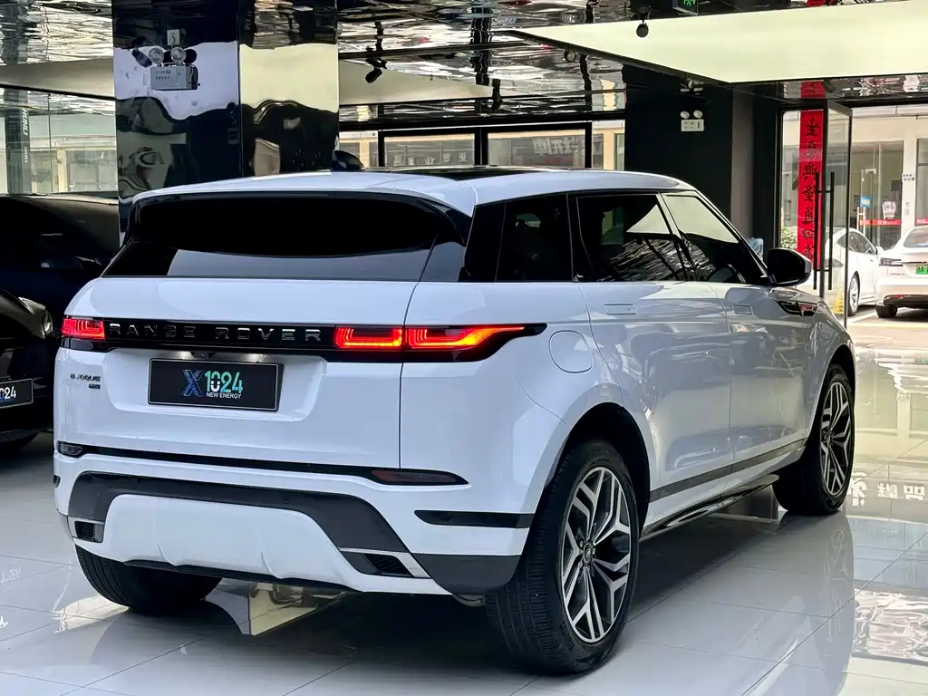 Land Rover Range Rover Evoque L P300e PHEV 2023 - thumbnail 4