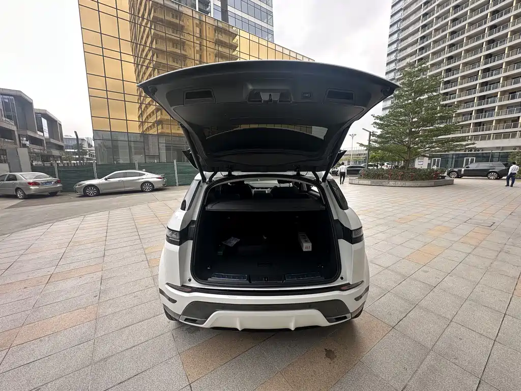 Land Rover Range Rover Evoque L P300e PHEV 2022 - thumbnail 17