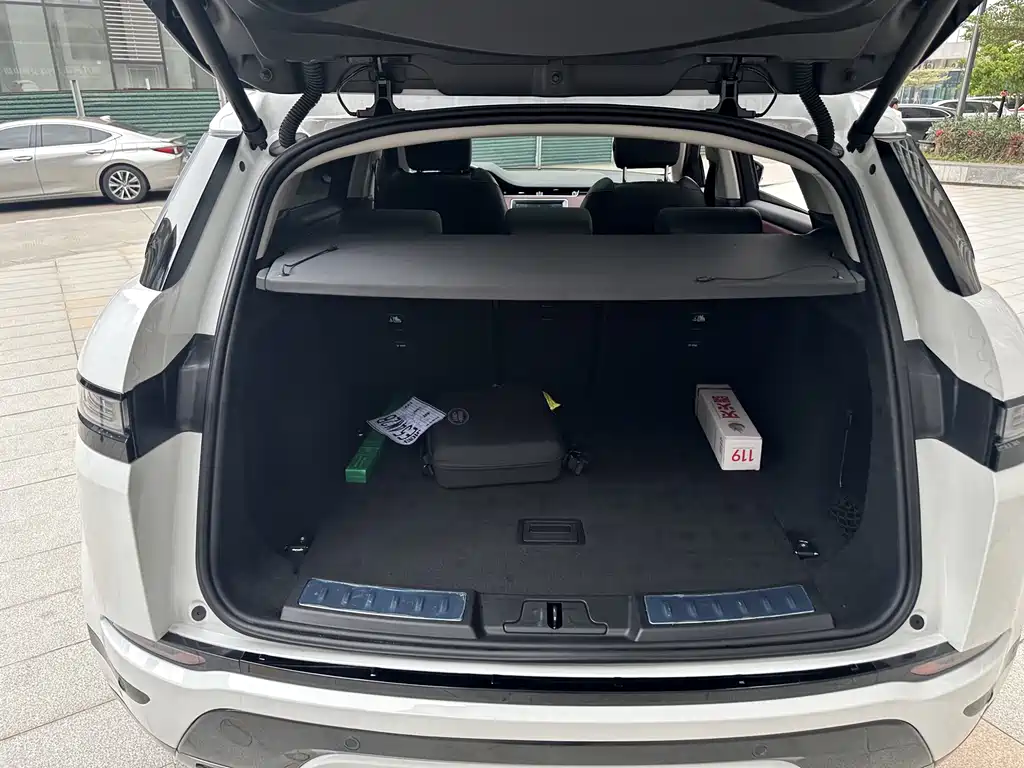 Land Rover Range Rover Evoque L P300e PHEV 2022 - thumbnail 20