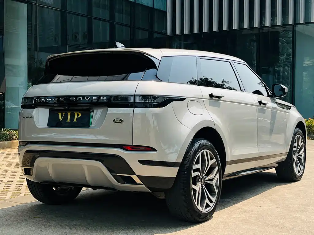 Land Rover Range Rover Evoque L P300e PHEV 2023 - thumbnail 5