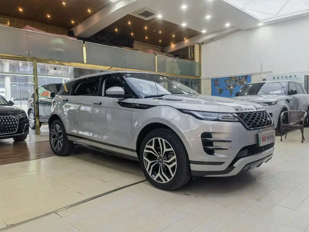 Land Rover Range Rover Evoque L P300e PHEV 2024 - thumbnail 3