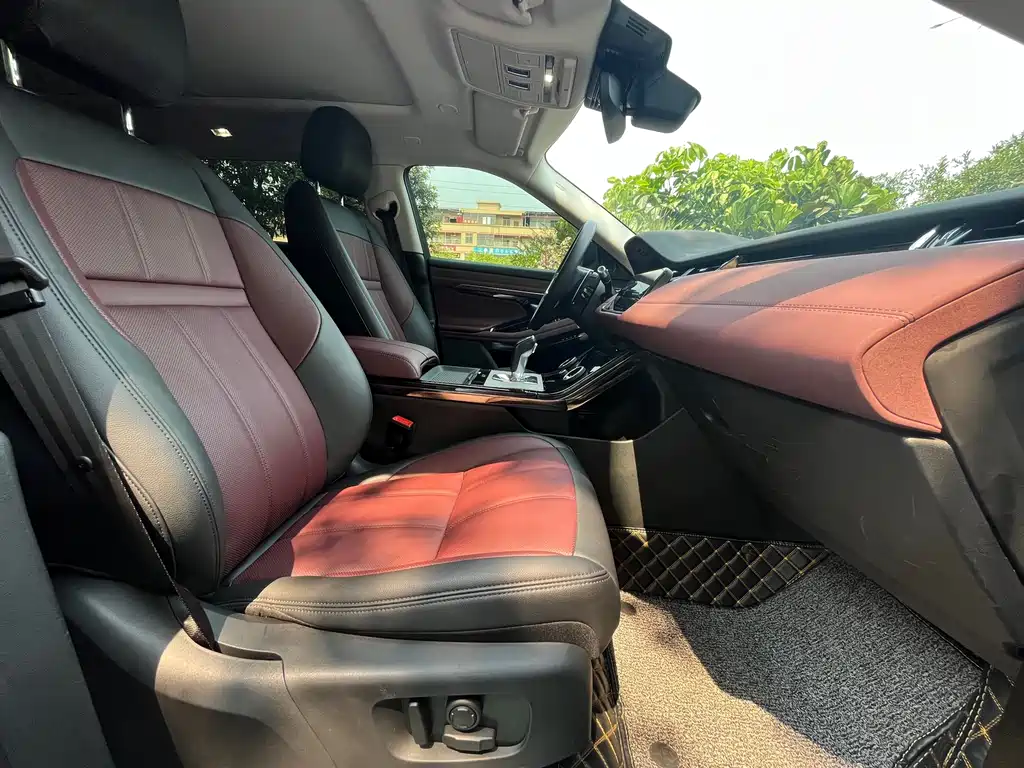 Land Rover Range Rover Evoque L P300e PHEV 2023 - thumbnail 9