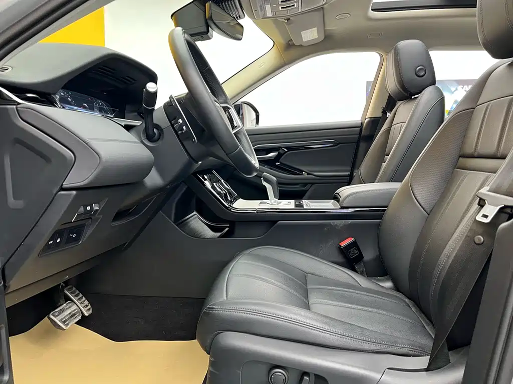 Land Rover Range Rover Evoque L P300e PHEV 2024 - thumbnail 7