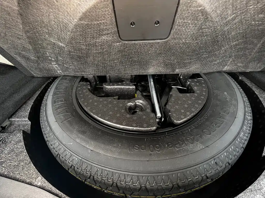 Land Rover Range Rover Evoque L P300e PHEV 2023 - thumbnail 20