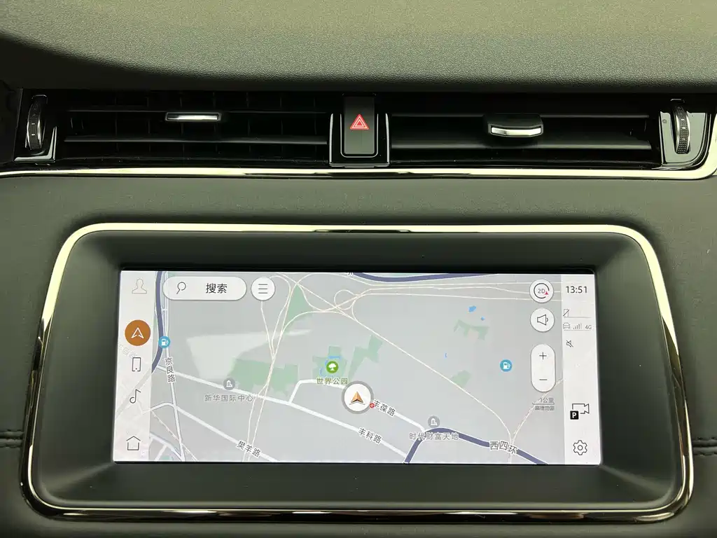 Land Rover Range Rover Evoque L P300e PHEV 2024 - thumbnail 20