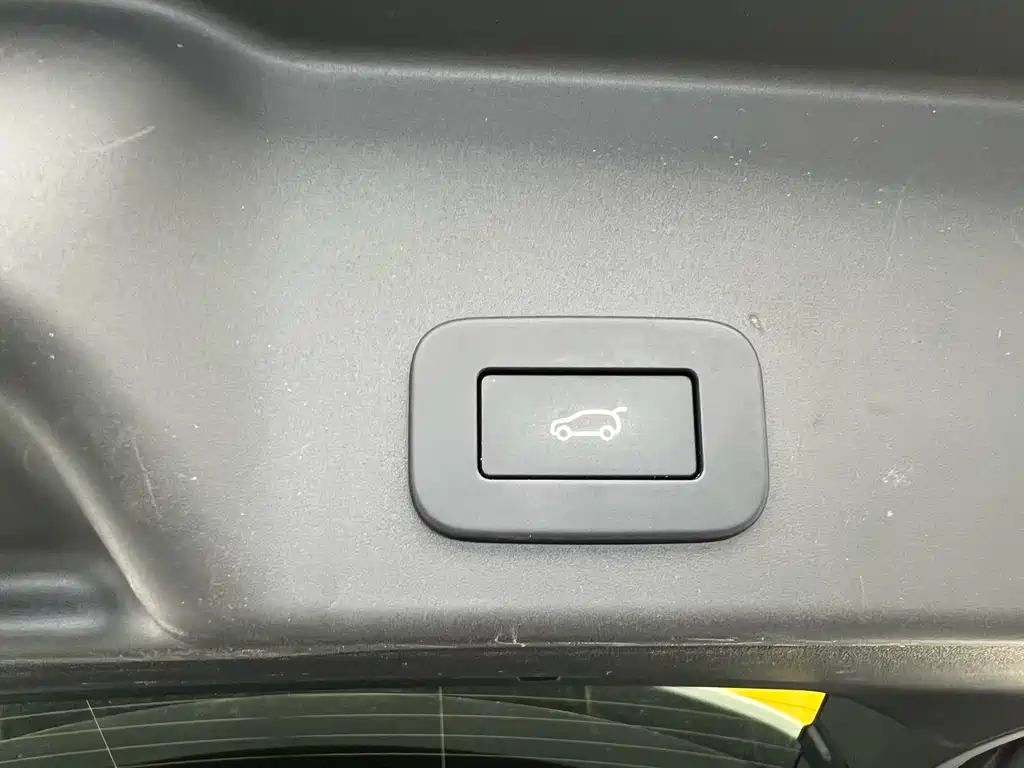 Land Rover Range Rover Evoque L P300e PHEV 2024 - thumbnail 27