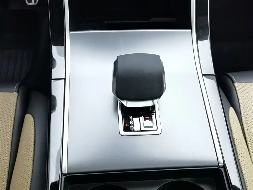 Land Rover Range Rover Sport 2025 Dynamic HSE 2024 - thumbnail 13