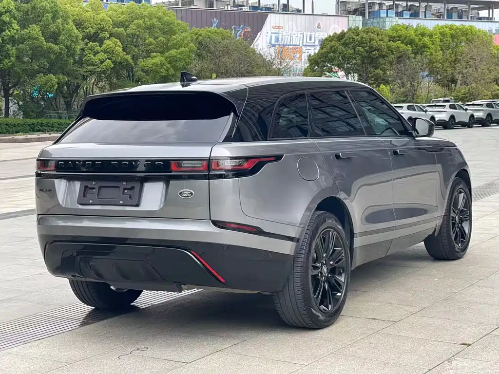 Land Rover Range Rover Velar 2022 250PS Gold Collection Edition 2022 - thumbnail 4