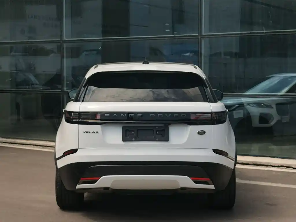 Land Rover Range Rover Sport 2025 Dynamic HSE 2025 - thumbnail 4
