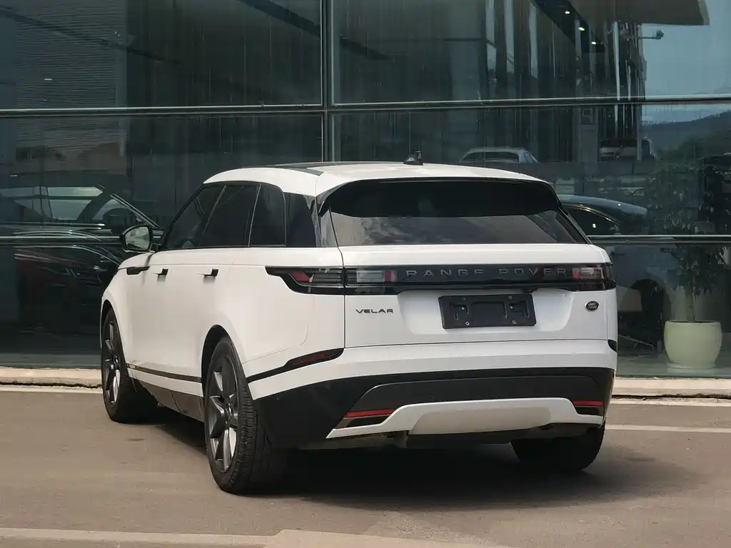 Land Rover Range Rover Sport 2025 Dynamic HSE 2025 - thumbnail 6