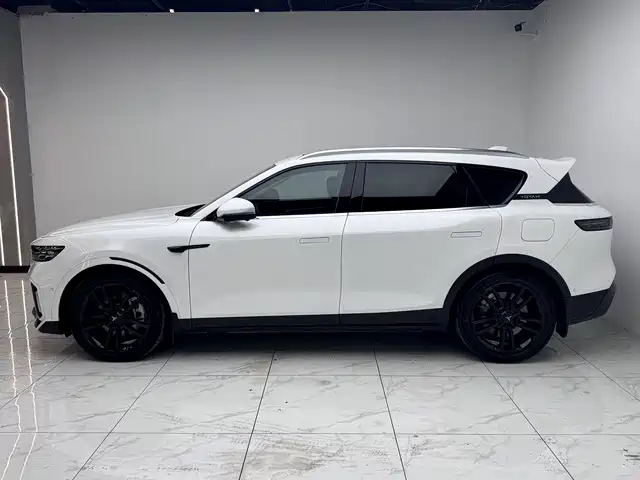 Lantu Auto Lantu FREE 2024 Long Range Intelligent Driving Edition 2024 - thumbnail 3