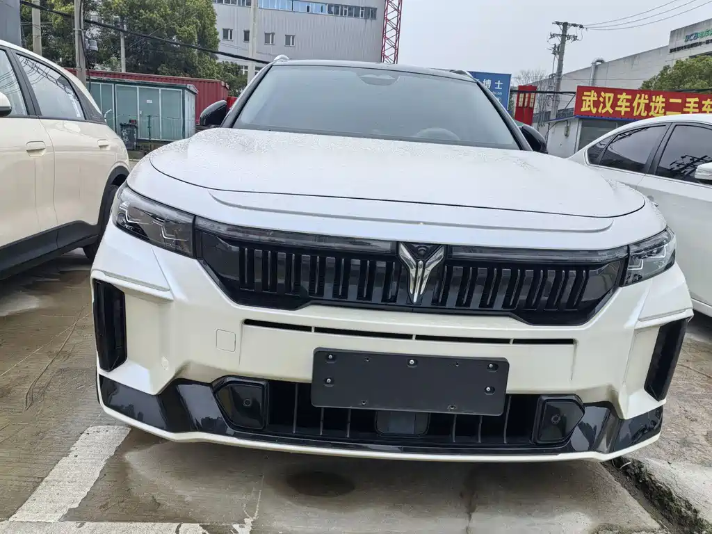 Lantu Auto Lantu FREE 2024 Long Range Intelligent Driving Edition 2024 - thumbnail 3