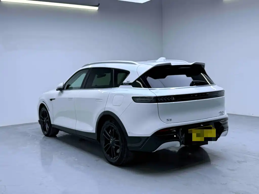 Lantu Auto Lantu FREE 2024 Long Range Intelligent Driving Edition 2023 - thumbnail 4