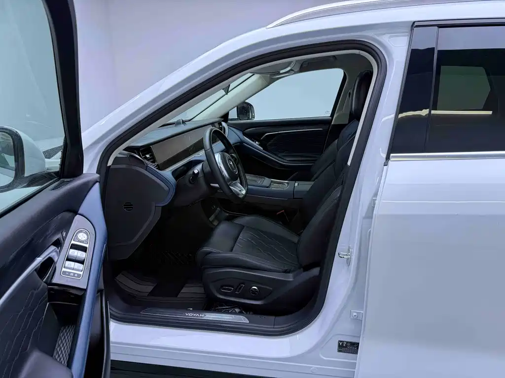 Lantu Auto Lantu FREE 2024 Long Range Intelligent Driving Edition 2023 - thumbnail 5