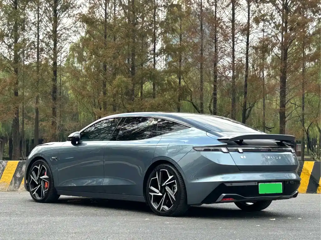 Lynk & Co Lynk & Co Z10 2024 95kWh 702km AWD Intelligent Drive Ultra 2024 - thumbnail 5