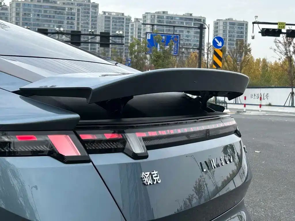 Lynk & Co Lynk & Co Z10 2024 95kWh 702km AWD Intelligent Drive Ultra 2024 - thumbnail 9