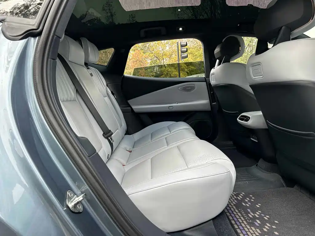 Lynk & Co Lynk & Co Z10 2024 95kWh 702km AWD Intelligent Drive Ultra 2024 - thumbnail 13