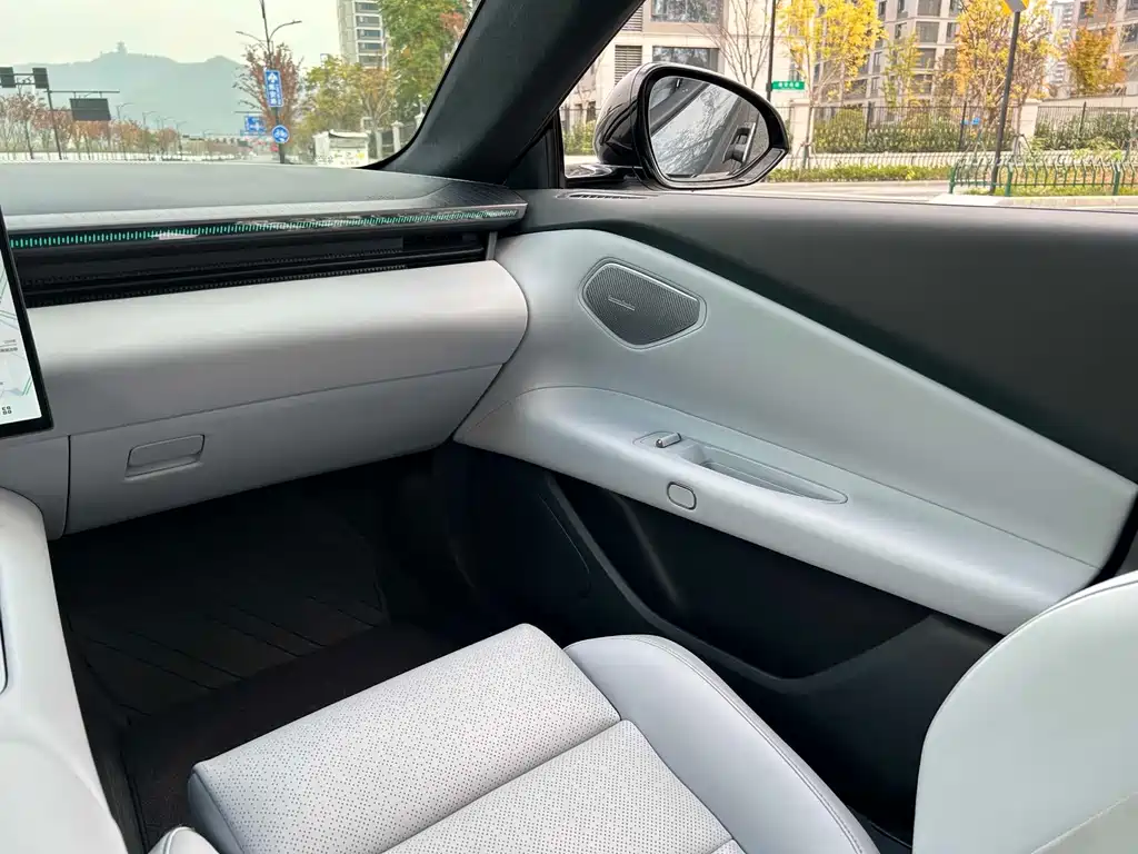 Lynk & Co Lynk & Co Z10 2024 95kWh 702km AWD Intelligent Drive Ultra 2024 - thumbnail 16