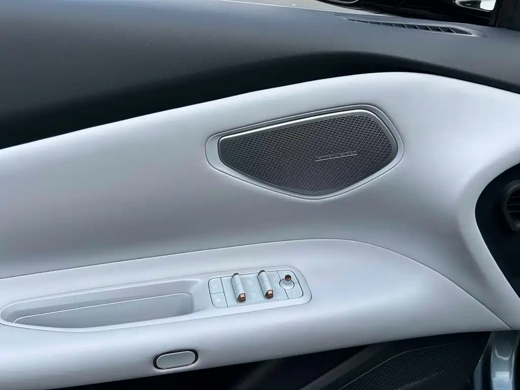 Lynk & Co Lynk & Co Z10 2024 95kWh 702km AWD Intelligent Drive Ultra 2024 - thumbnail 18