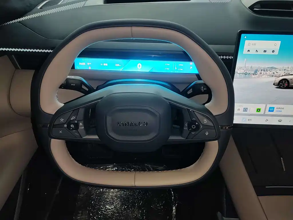 Lynk & Co Lynk & Co Z10 2025 95kWh 702km AWD Halo 2025 - thumbnail 7
