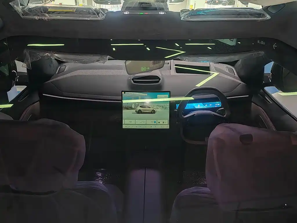 Lynk & Co Lynk & Co Z10 2025 95kWh 702km AWD Halo 2025 - thumbnail 15