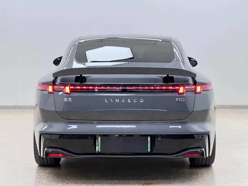 Lynk & Co Lynk & Co Z10 2024 95kWh 766km RWD Max 2025 - thumbnail 6