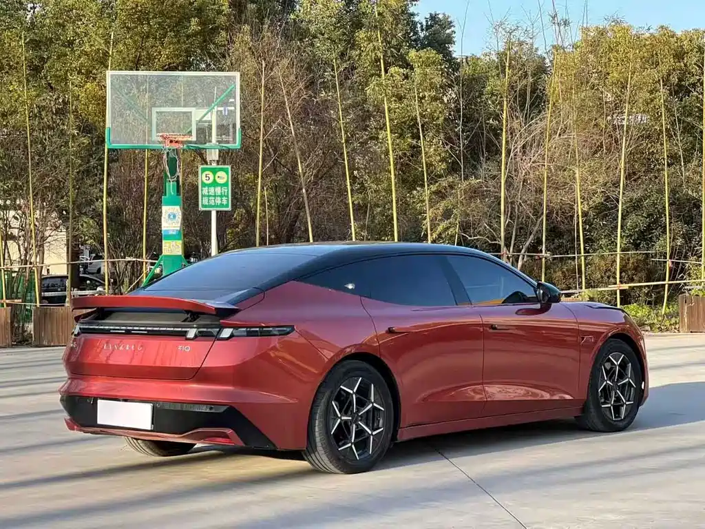 Lynk & Co Lynk Z10 2024 95kWh 766km RWD Max 2025 - thumbnail 7