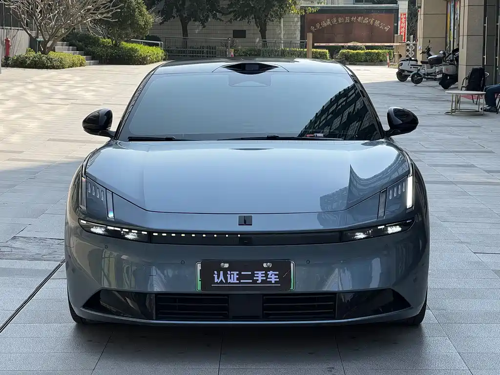 Lynk & Co Lynk & Co Z10 2025 95kWh 702km AWD Halo 2025 - thumbnail 2
